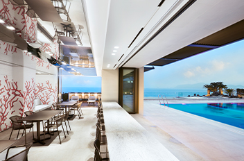 Poolside Bar
